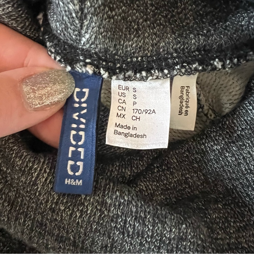 Grey Men's Mock Neck Sweater - Divided by H&M - Size Small - Picture 5 of 6